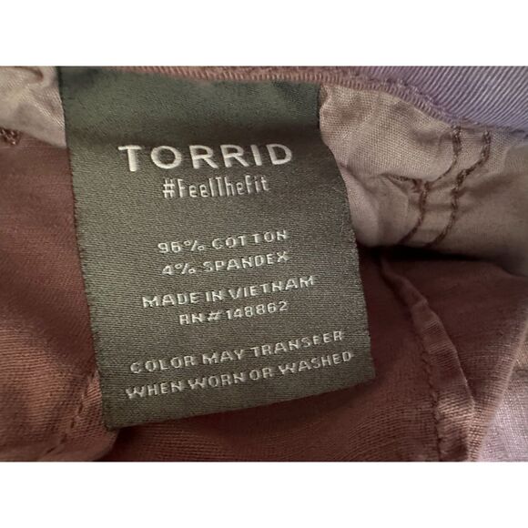 Torrid Women's Twill Mid Rise Weekend Shorts Size 0 (L) Mauve Cotton Blend - Picture 4 of 4
